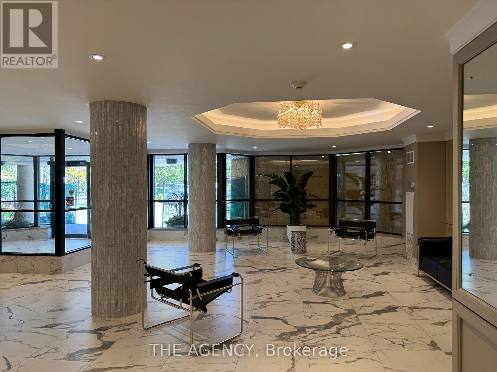 1104 - 1155 Bough Beeches Boulevard, Mississauga, ON - Indoor Photo Showing Other Room