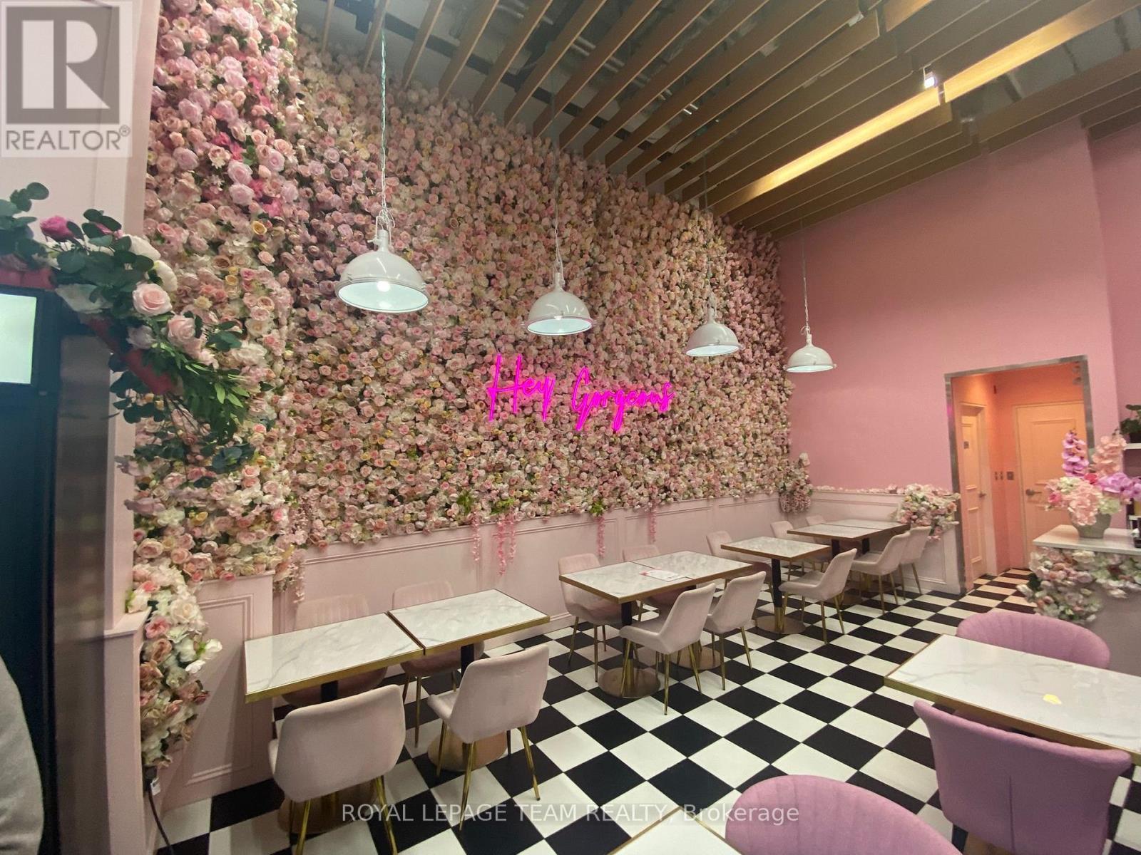 103 - 200 Marche Way, Ottawa, ON