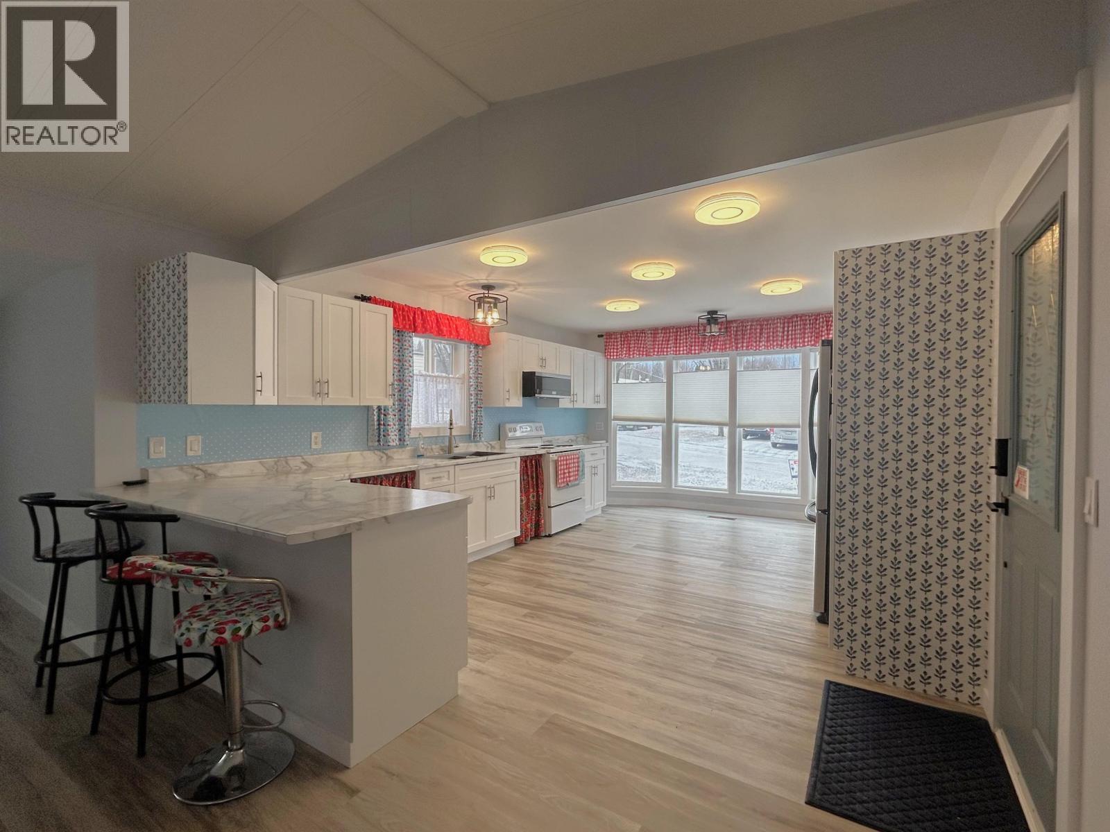 82 1000 Inverness Road, Prince George, BC - Indoor Photo Showing Other Room