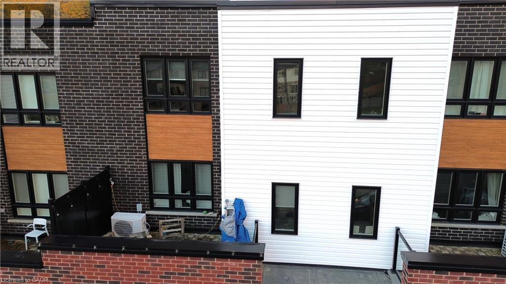 287 Chapel Hill Drive, Kitchener, ON - Outdoor With Exterior