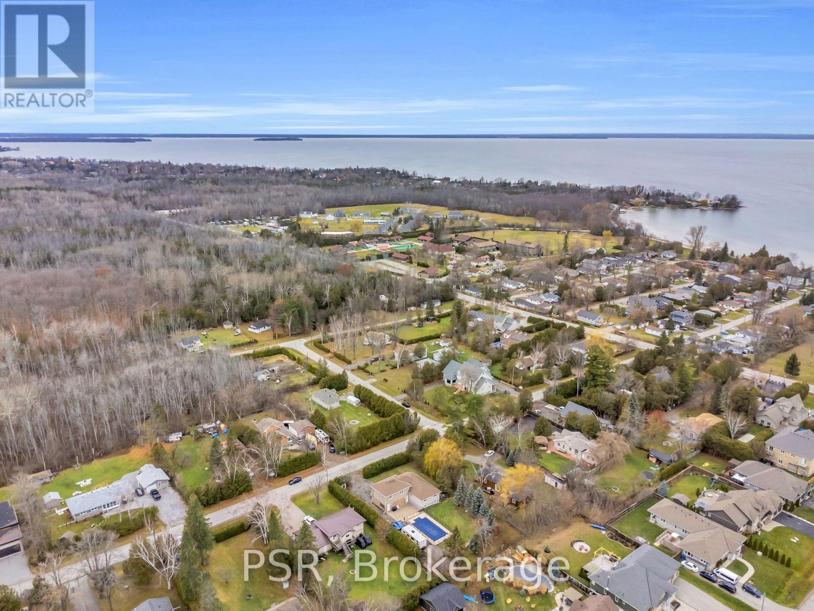27 Kelenna Drive, Georgina (Sutton & Jackson'S Point), ON - Outdoor With View
