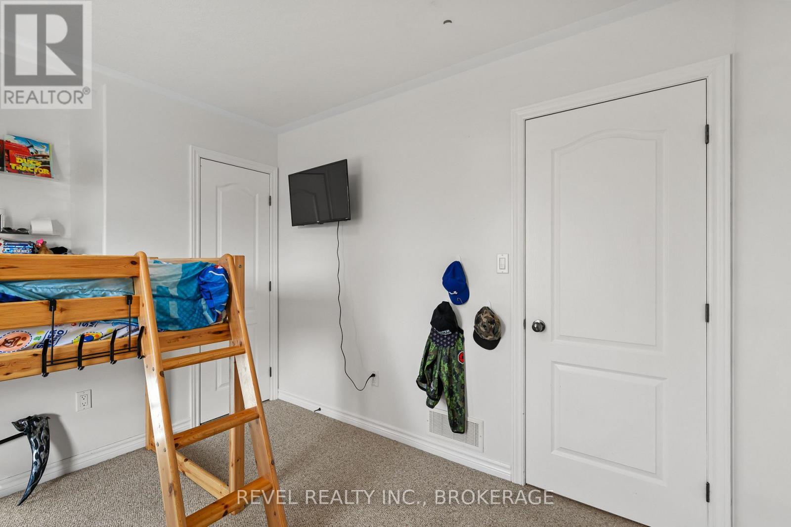 3826 Stage Coach Road, Frontenac (Frontenac South), ON - Indoor