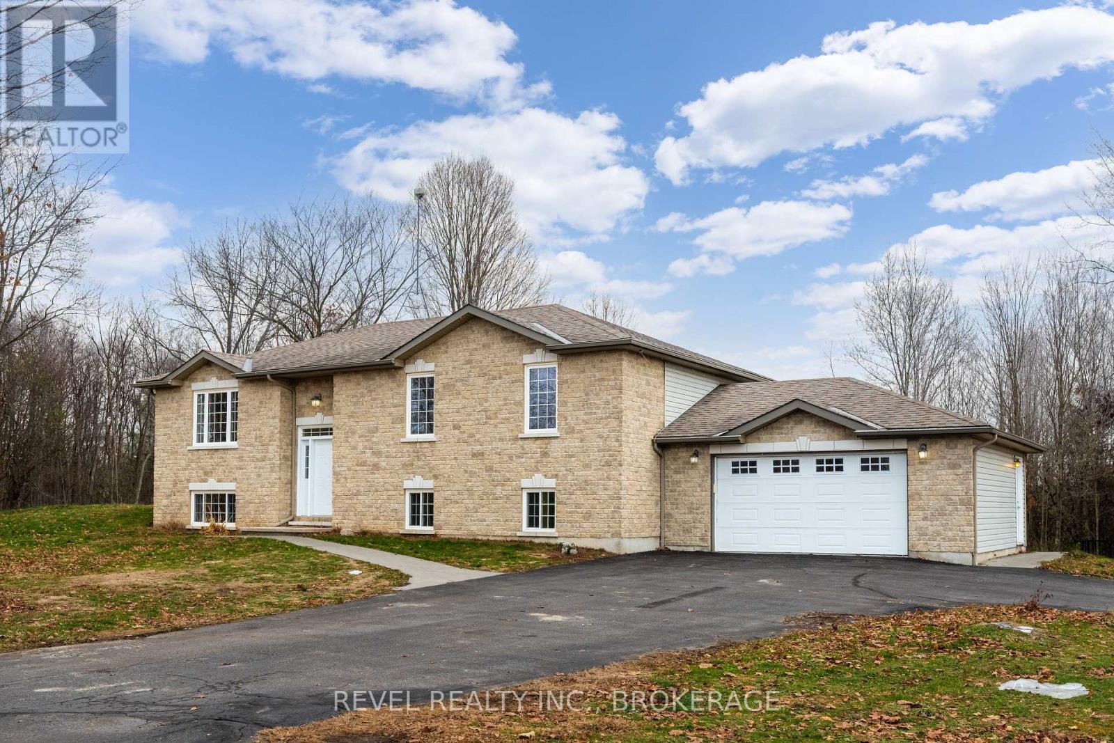 3826 Stage Coach Road, Frontenac (Frontenac South), ON - Outdoor