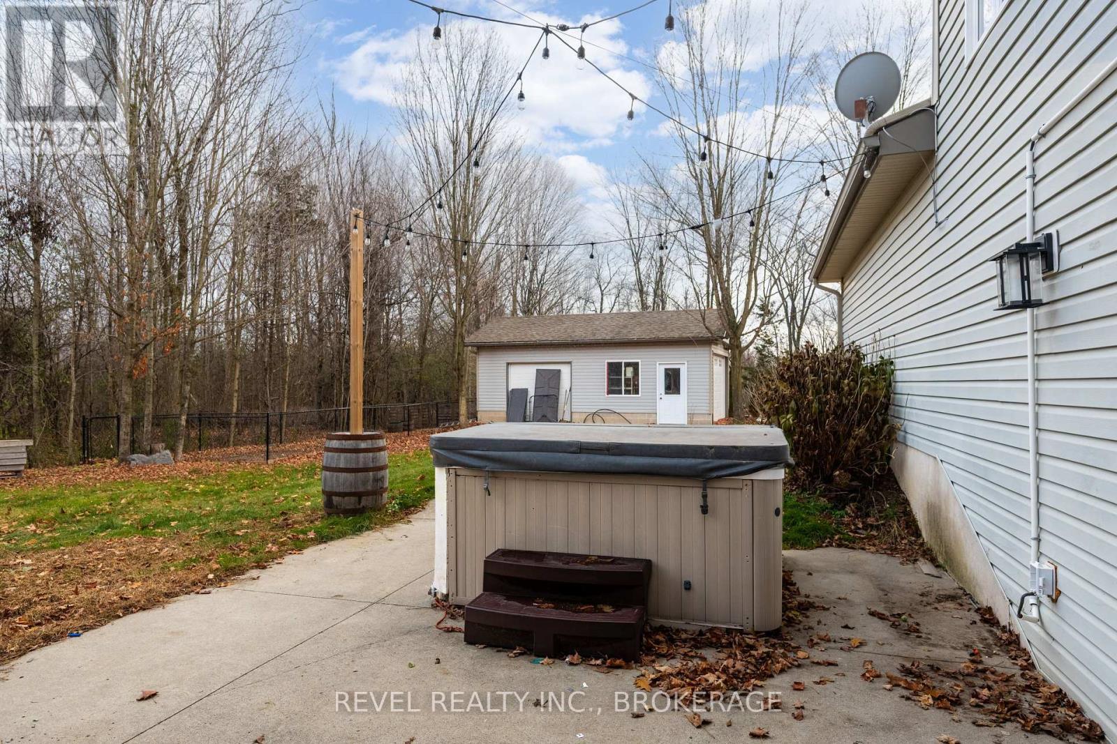 3826 Stage Coach Road, Frontenac (Frontenac South), ON - Outdoor