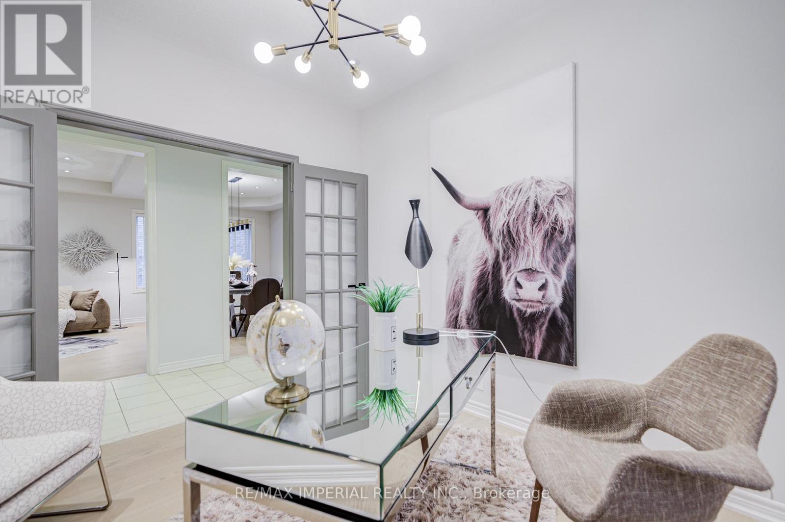 1199 Mctavish Dr. Drive, Newmarket, ON - Indoor