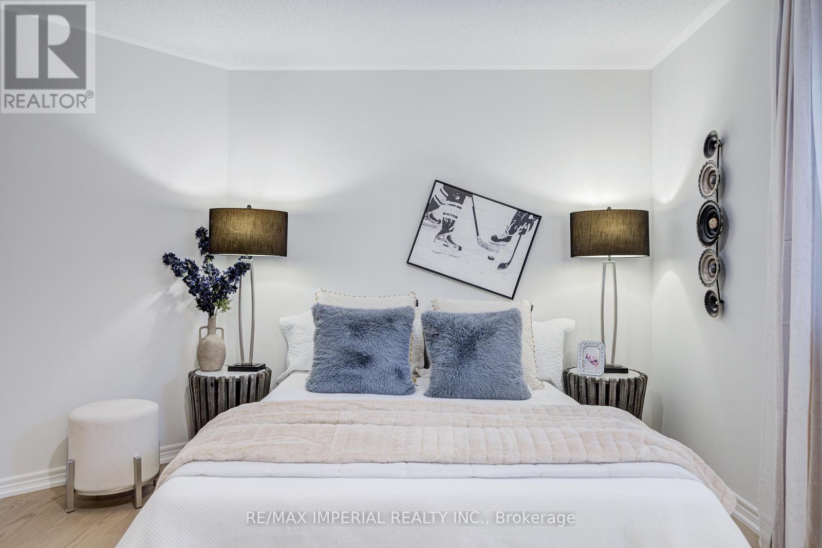 1199 Mctavish Dr. Drive, Newmarket, ON - Indoor Photo Showing Bedroom