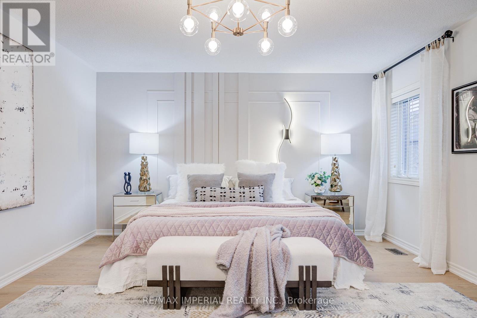 1199 Mctavish Dr. Drive, Newmarket, ON - Indoor Photo Showing Bedroom