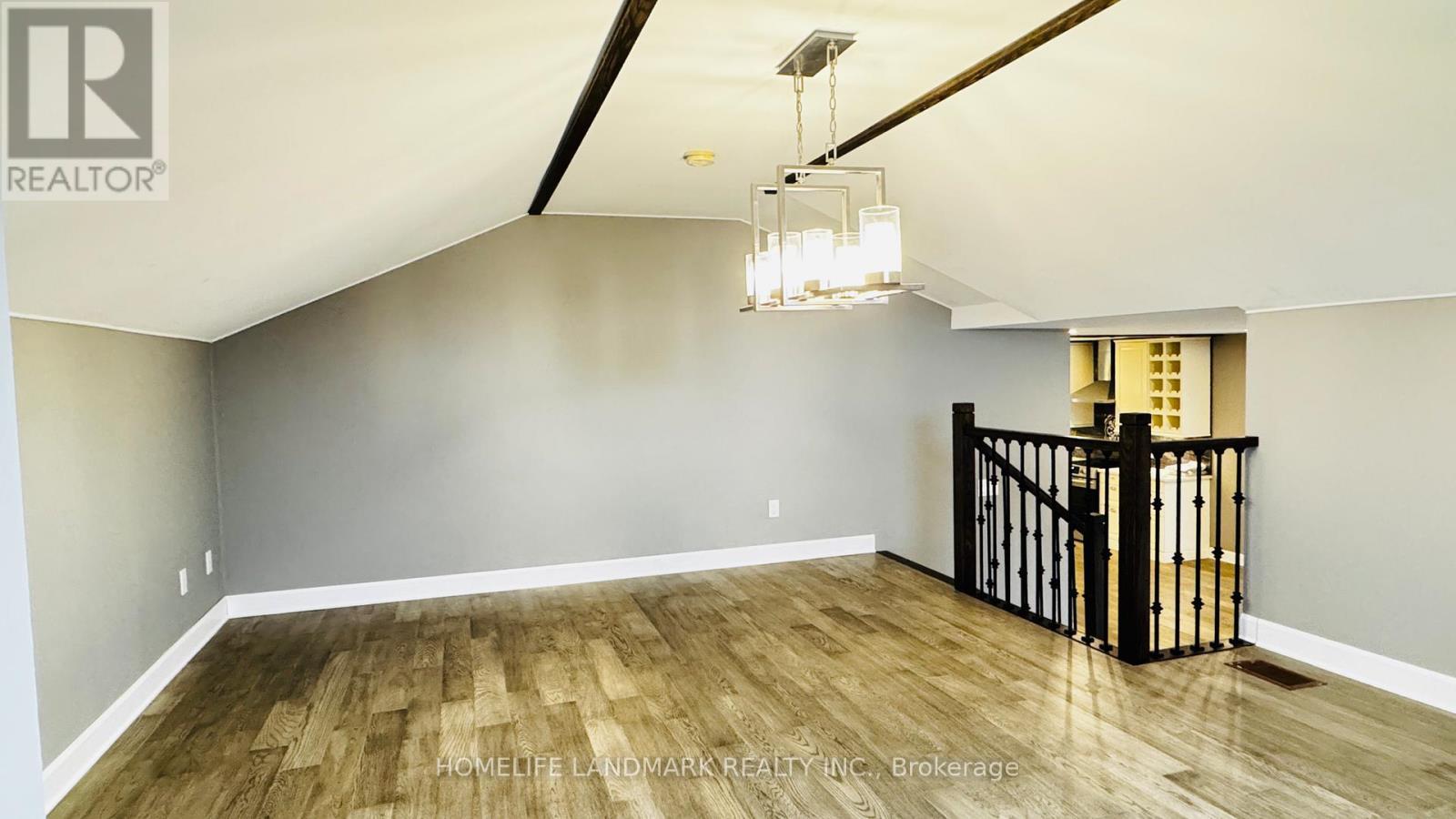 26 Monique Crescent, Barrie, ON - Indoor Photo Showing Other Room