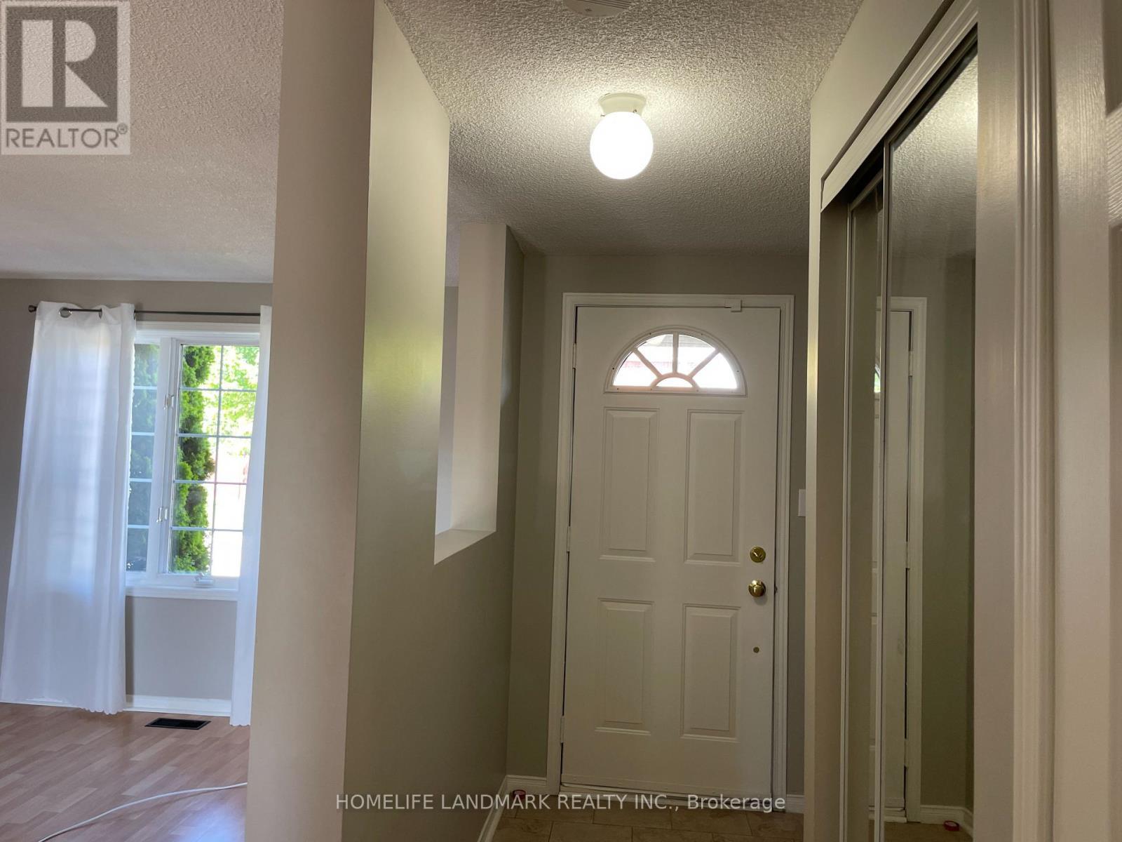 Main - 53 Garibaldi Drive, Barrie, ON - Indoor Photo Showing Other Room