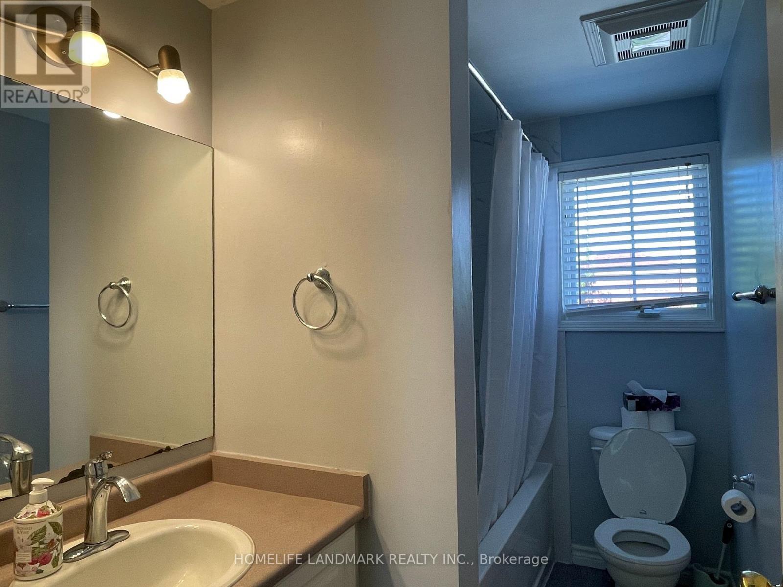 Main - 53 Garibaldi Drive, Barrie, ON - Indoor Photo Showing Bathroom