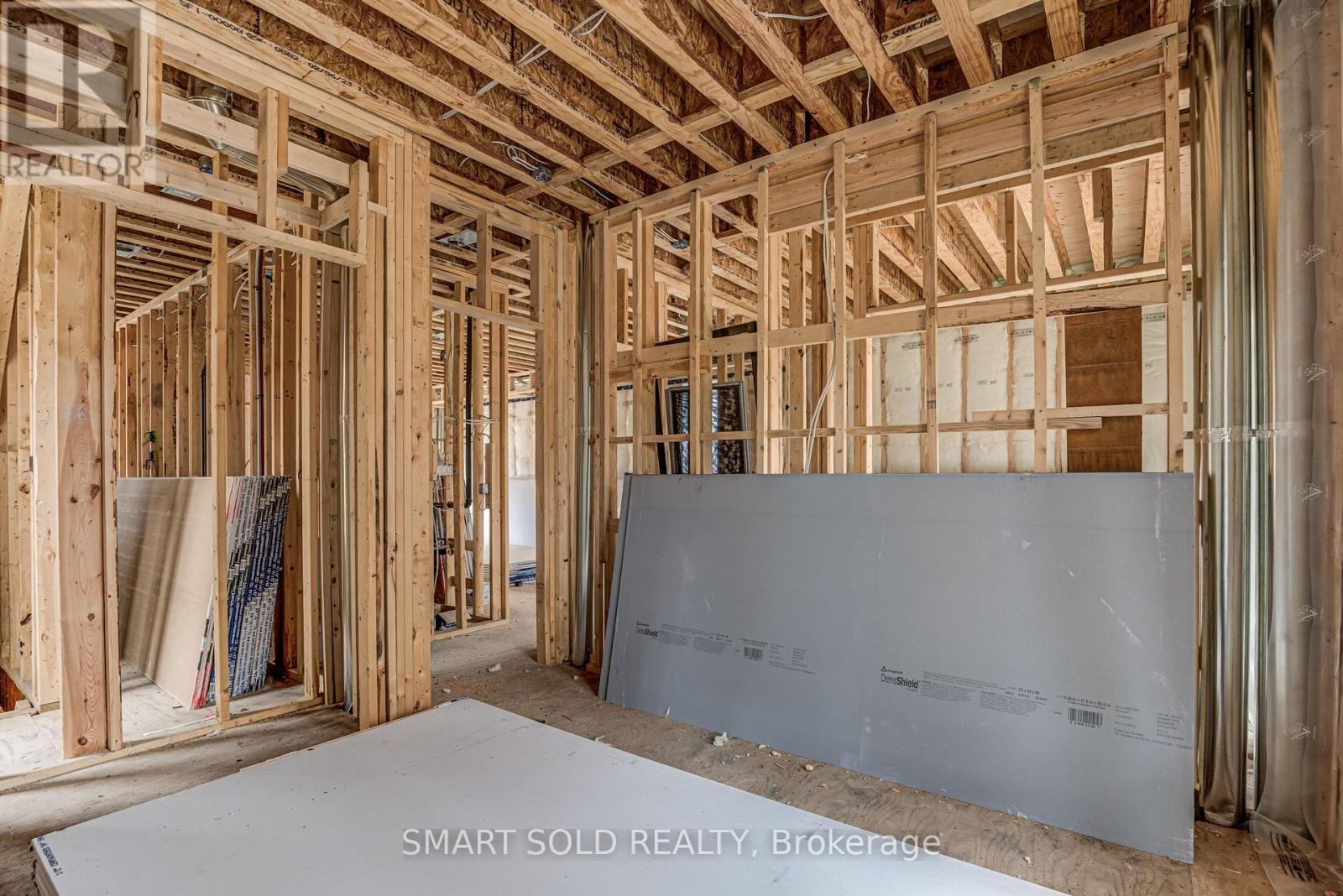 4 Forty Third Street, Toronto, ON