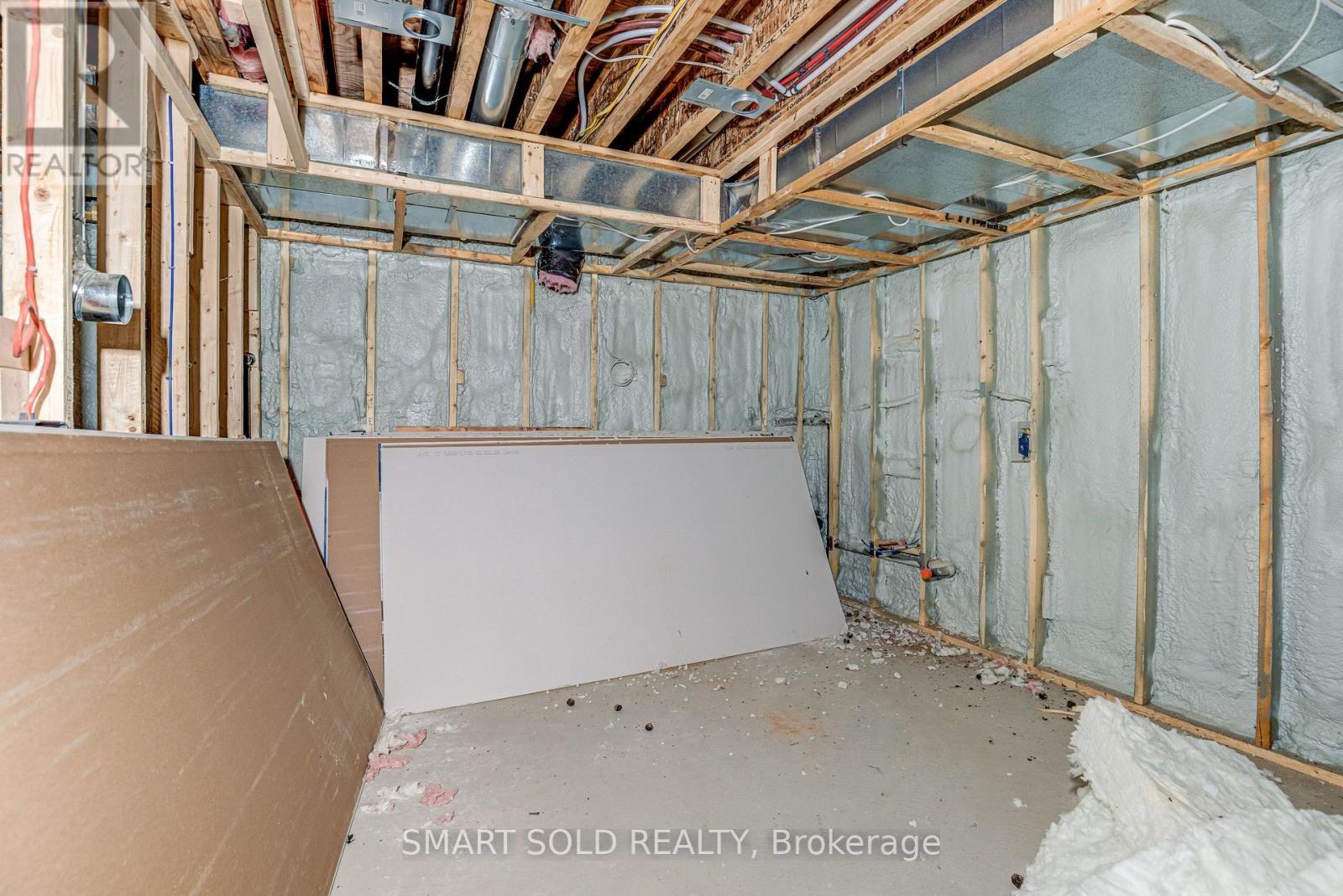 4 Forty Third Street, Toronto, ON