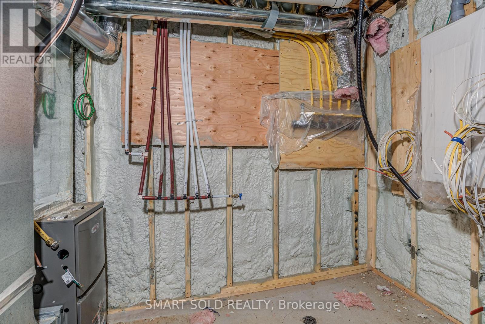 4 Forty Third Street, Toronto, ON