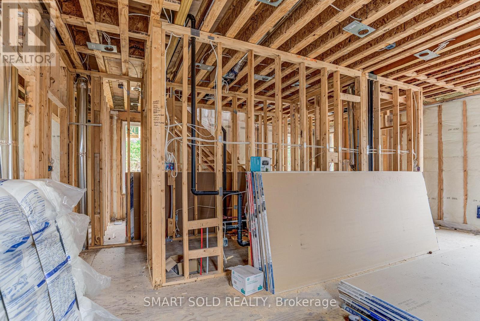 4 Forty Third Street, Toronto, ON