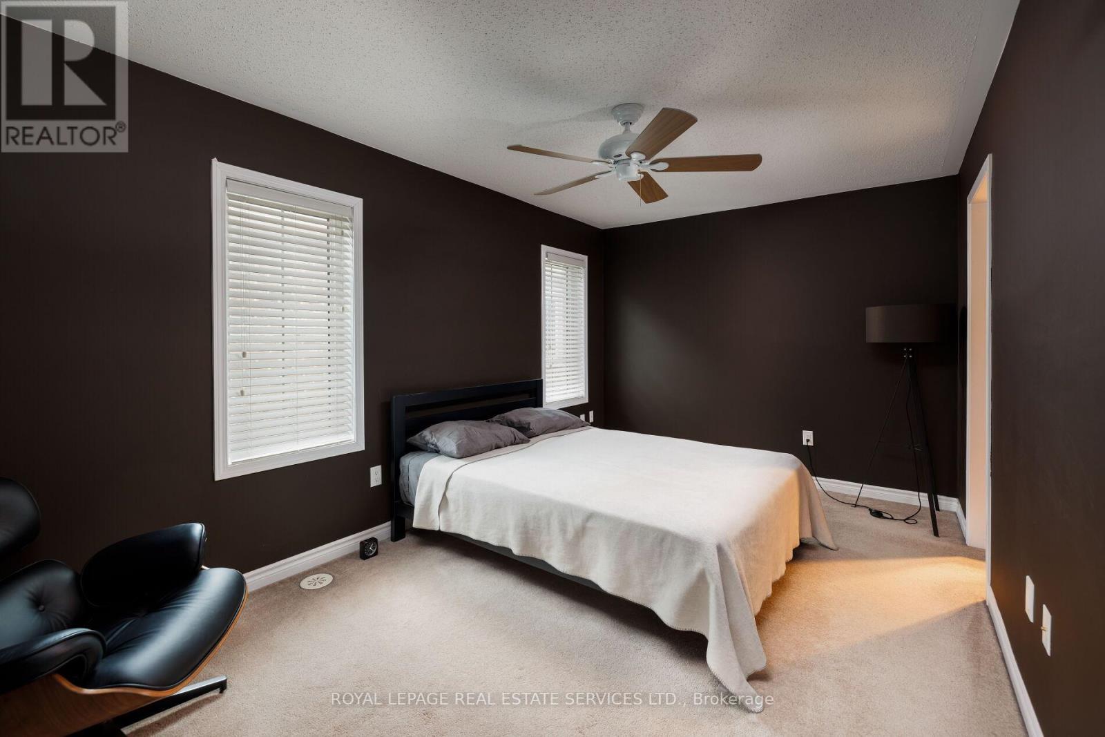 220 Sarah Cline Drive, Oakville, ON - Indoor Photo Showing Bedroom