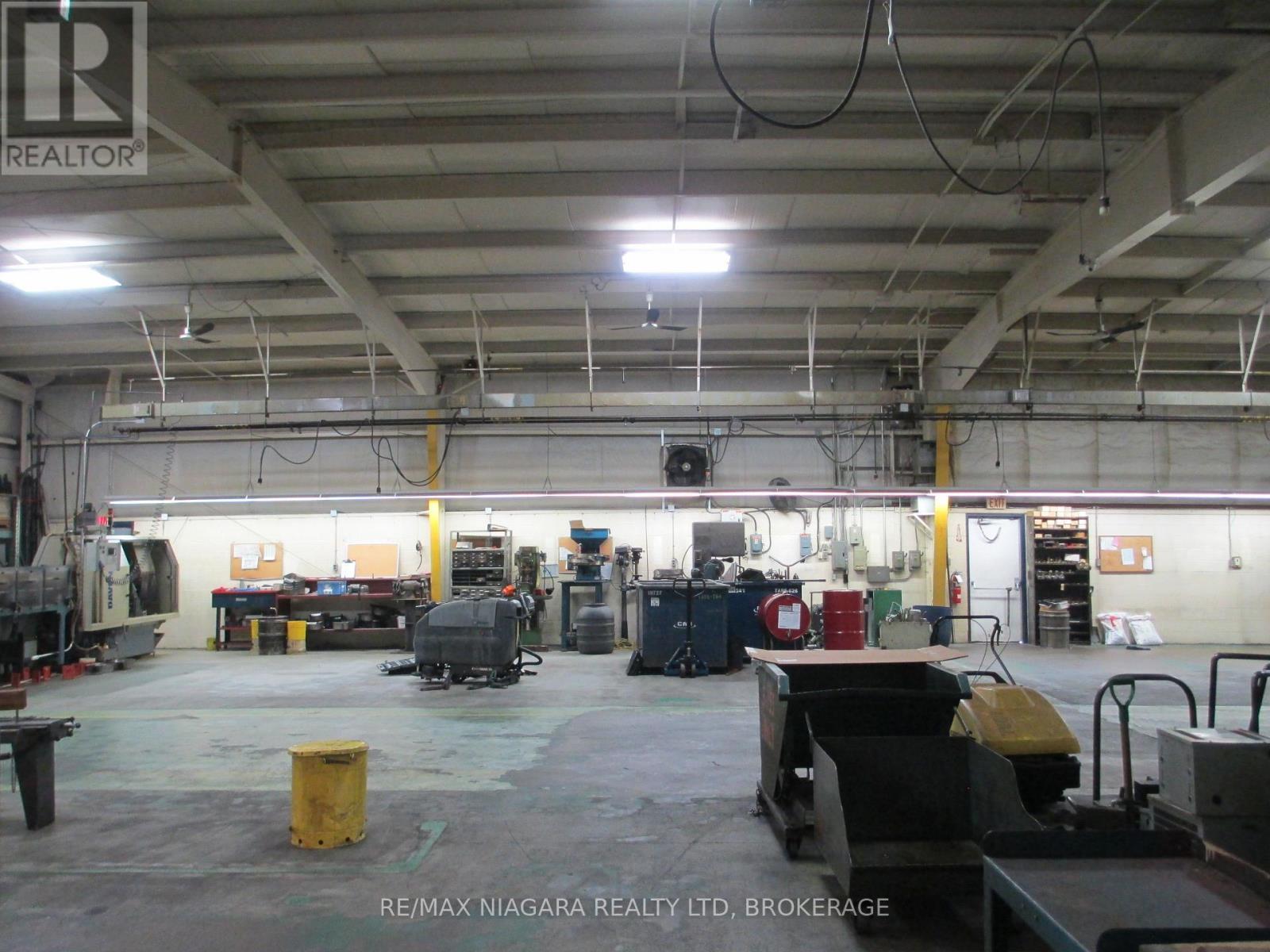 813 Cumberland Avenue, Burlington (Industrial Burlington), ON