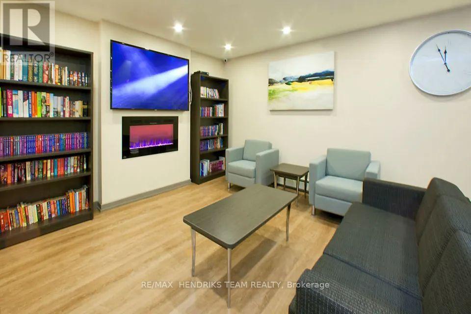 506 - 158 Fitch Street, Welland (Prince Charles), ON - Indoor