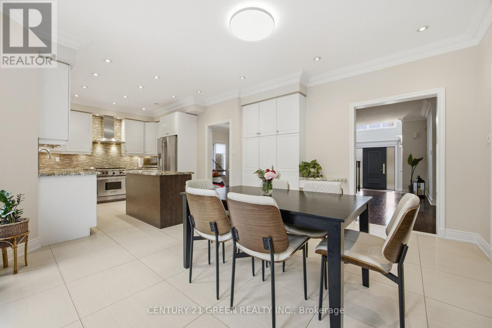6311 Mulberry Crescent, Mississauga, ON - Indoor Photo Showing Dining Room
