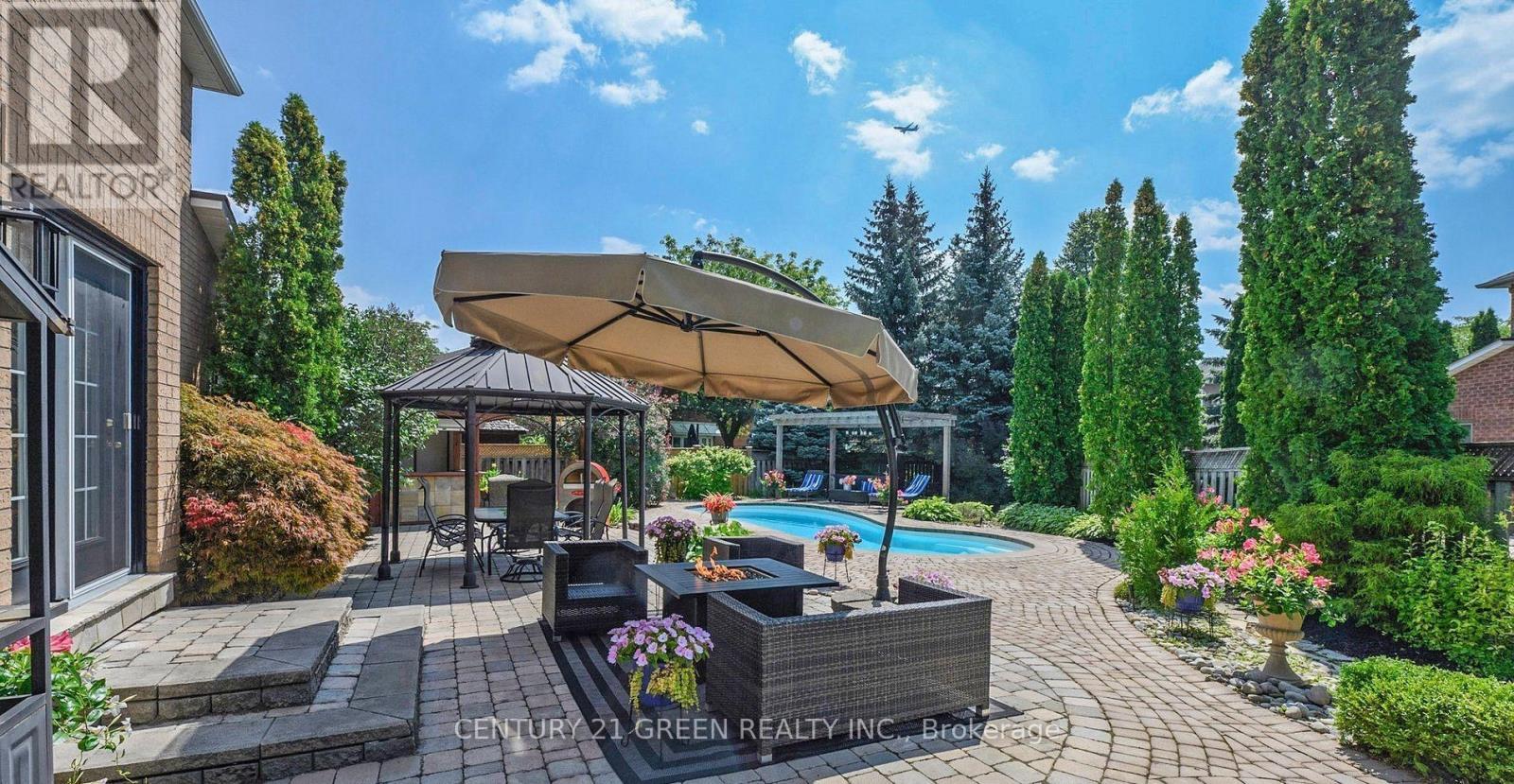 6311 Mulberry Crescent, Mississauga, ON - Outdoor With In Ground Pool With Deck Patio Veranda