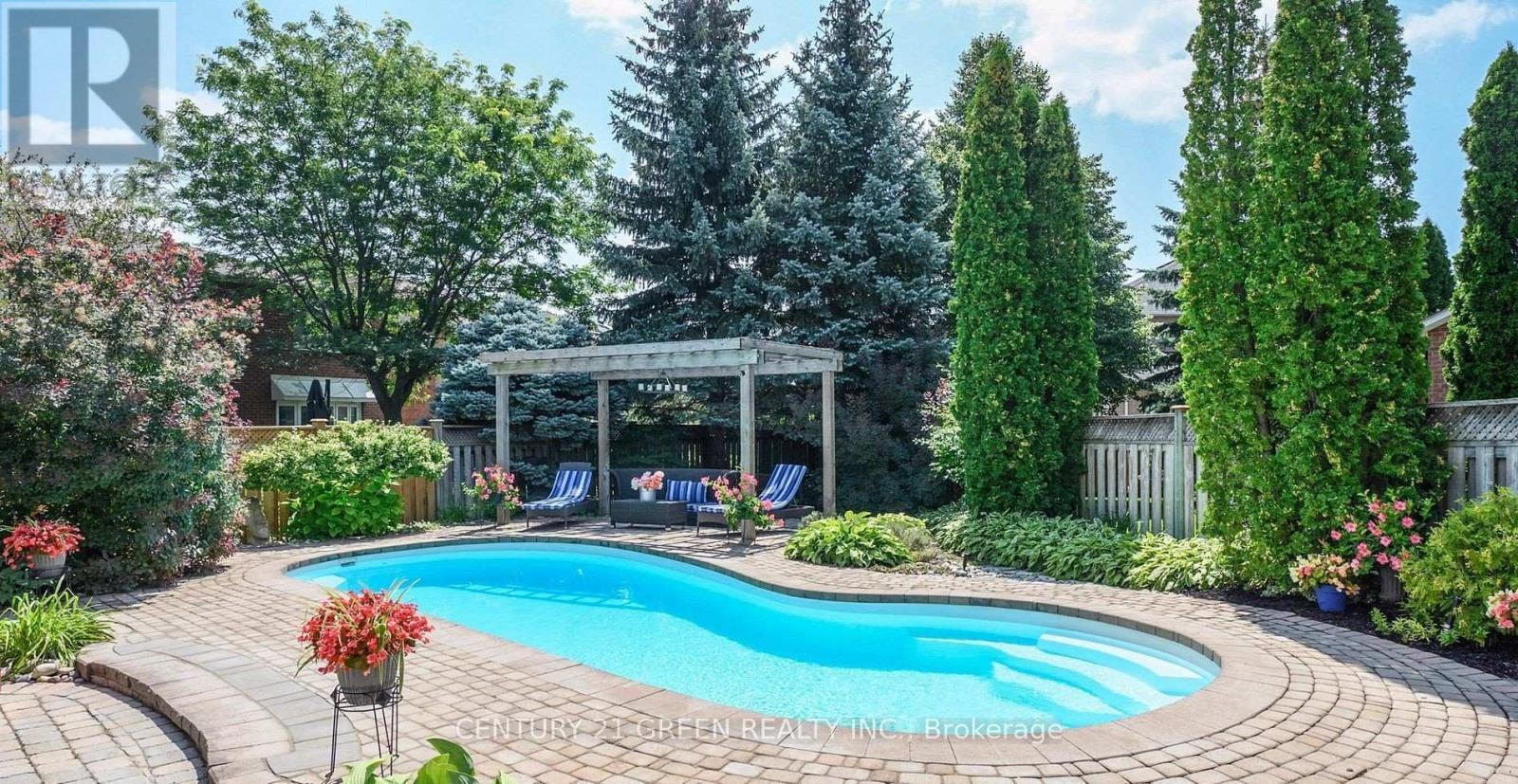 6311 Mulberry Crescent, Mississauga, ON - Outdoor With In Ground Pool With Deck Patio Veranda With Backyard