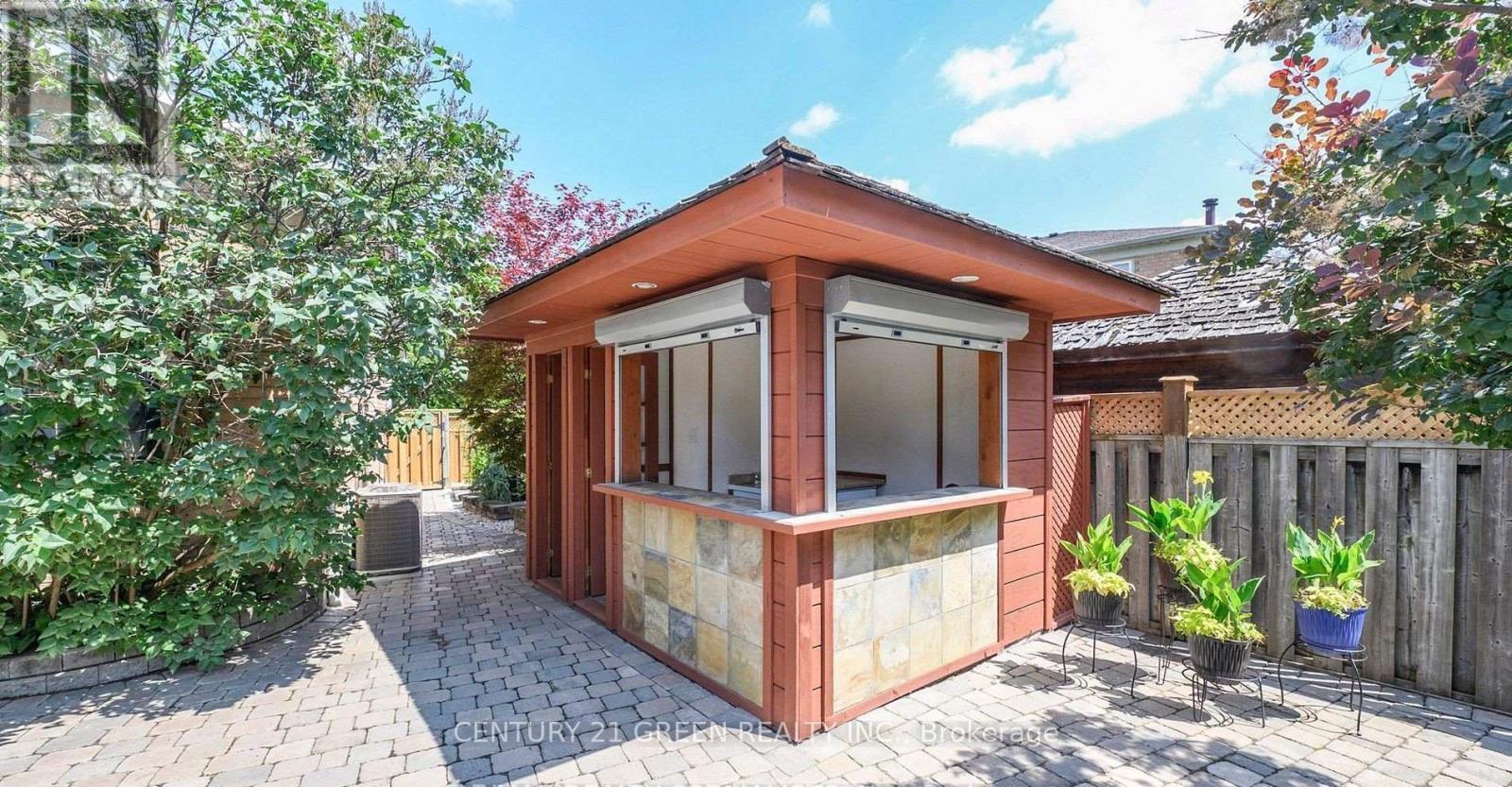 6311 Mulberry Crescent, Mississauga, ON - Outdoor