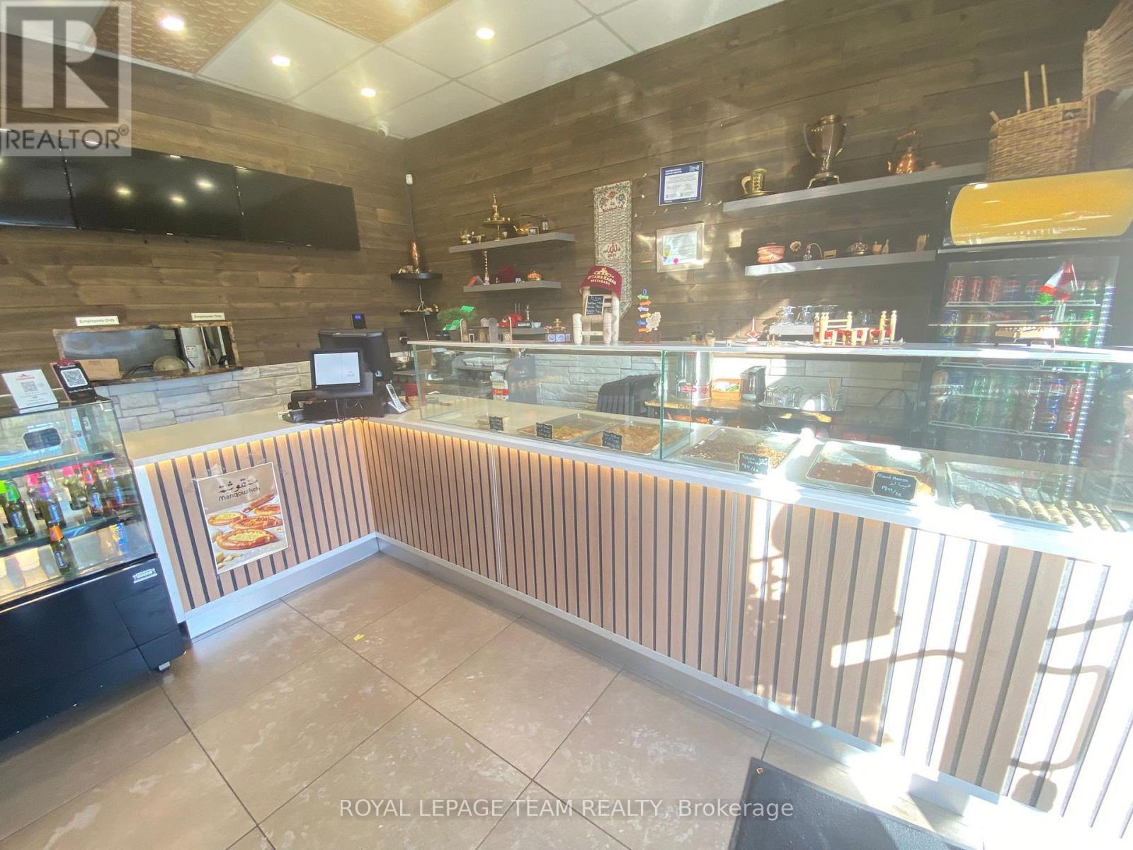 577 Gladstone Avenue, Ottawa, ON