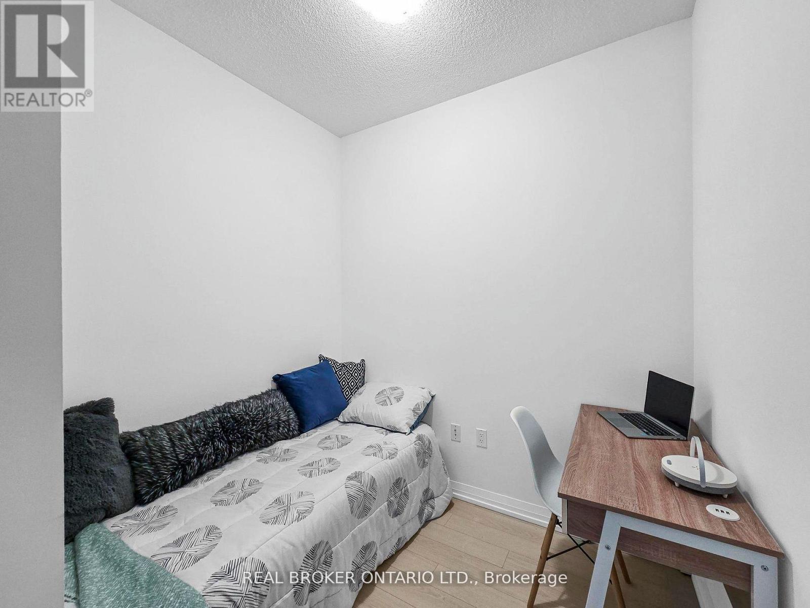 2210 - 55 Ann O'Reilly Road, Toronto, ON - Indoor