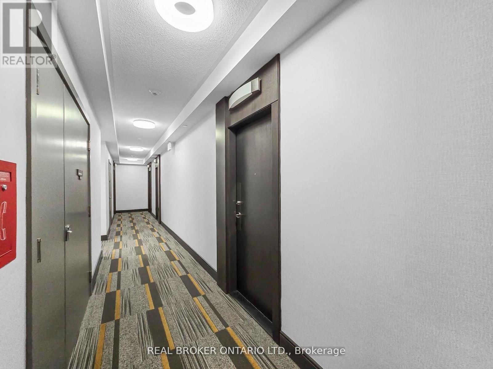 2210 - 55 Ann O'Reilly Road, Toronto, ON - Indoor Photo Showing Other Room