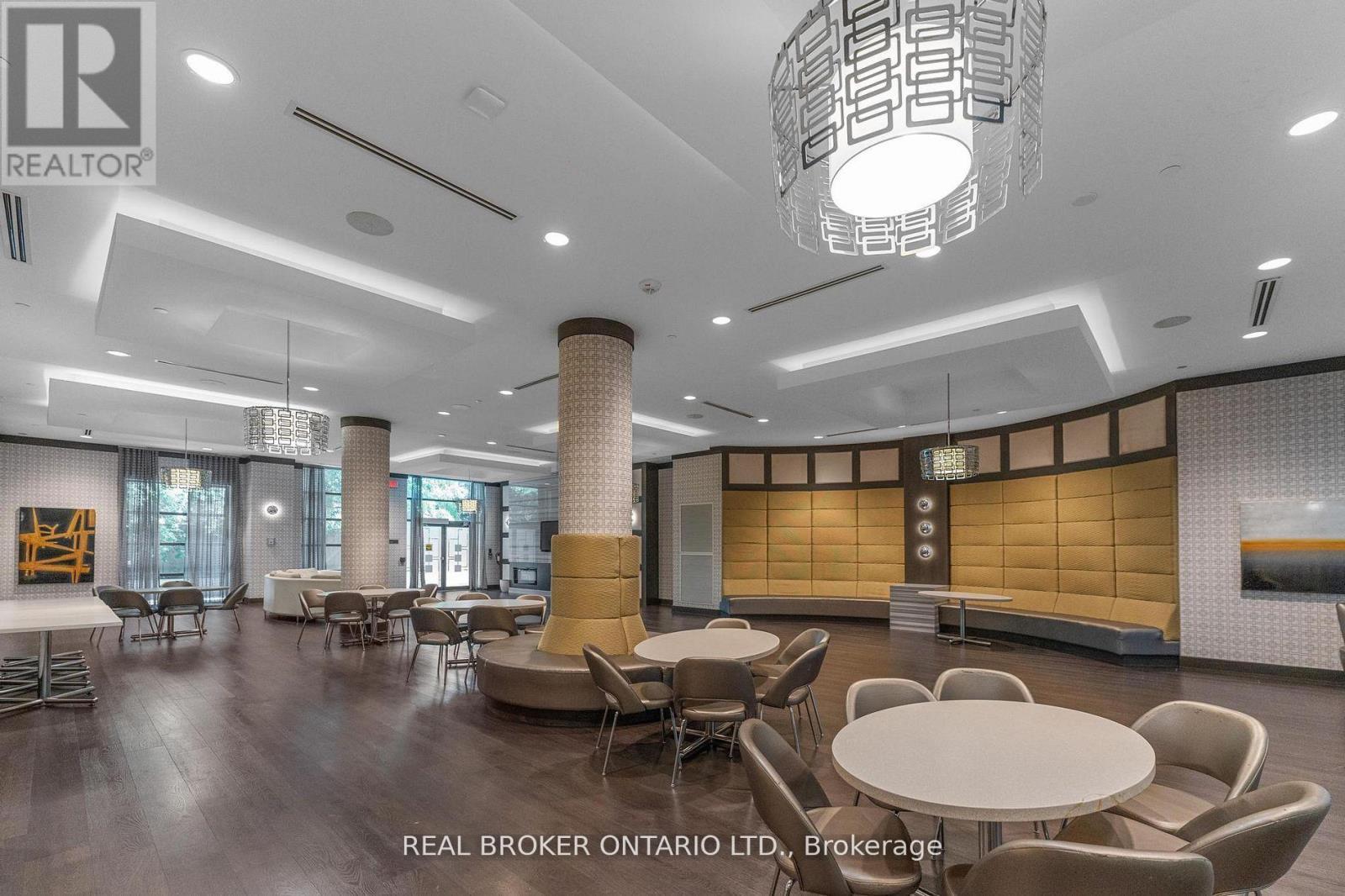 2210 - 55 Ann O'Reilly Road, Toronto, ON - Indoor Photo Showing Other Room