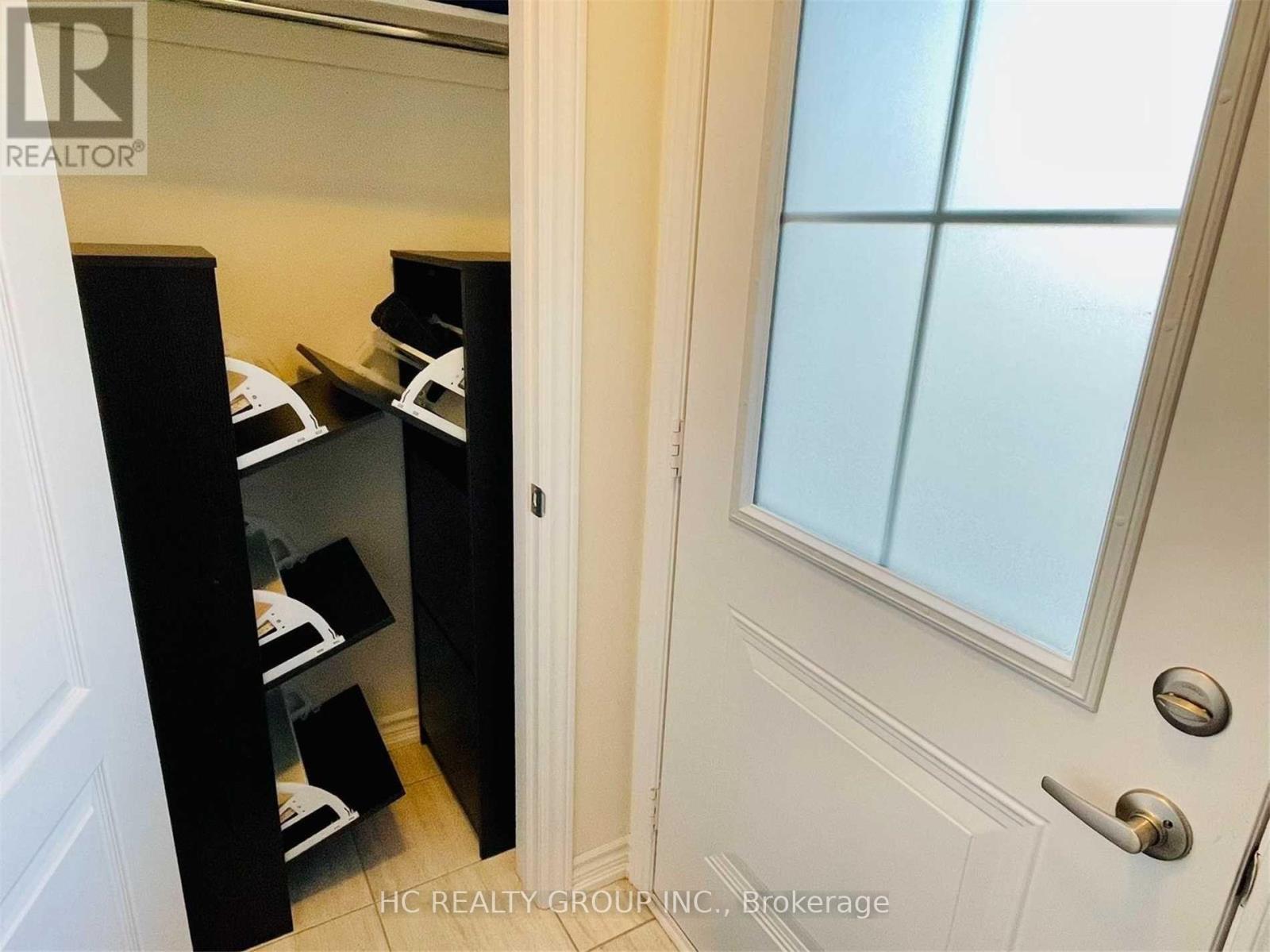 18 - 181 Parktree Drive, Vaughan, ON - Indoor Photo Showing Other Room