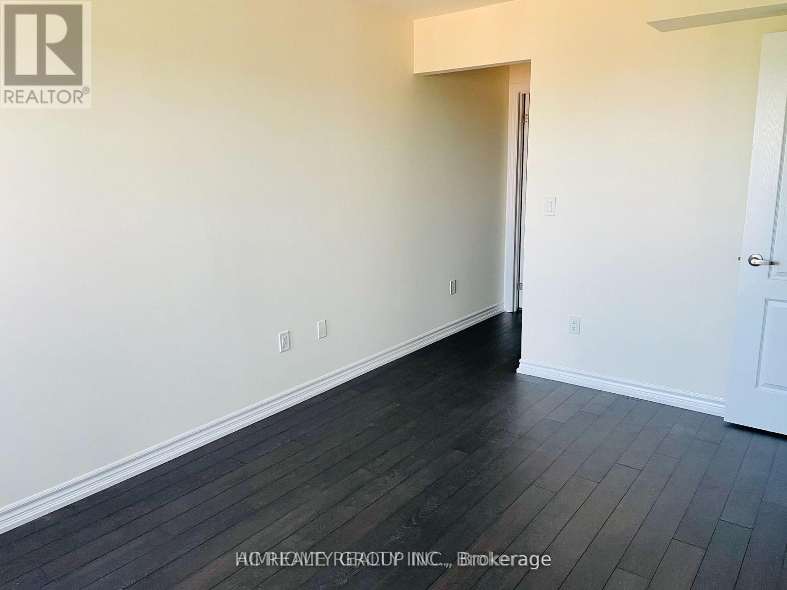 18 - 181 Parktree Drive, Vaughan, ON - Indoor Photo Showing Other Room
