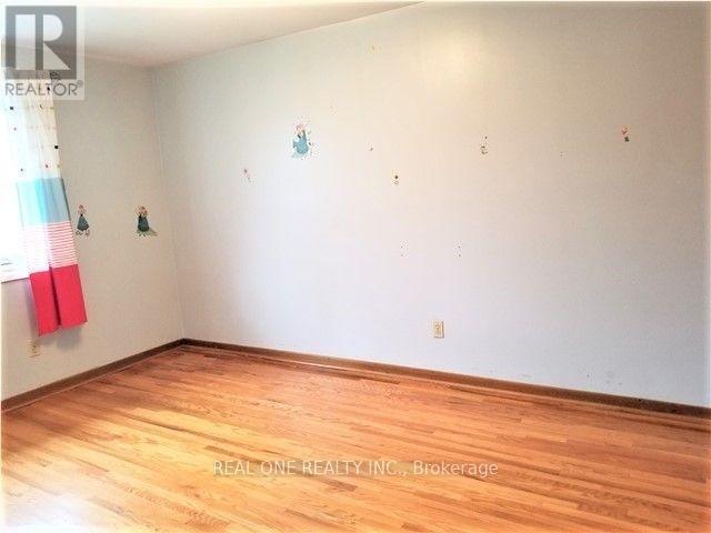 79 Osborne Crescent, Oakville, ON - Indoor Photo Showing Other Room