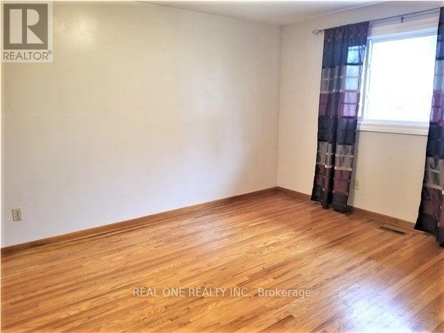 79 Osborne Crescent, Oakville, ON - Indoor Photo Showing Other Room