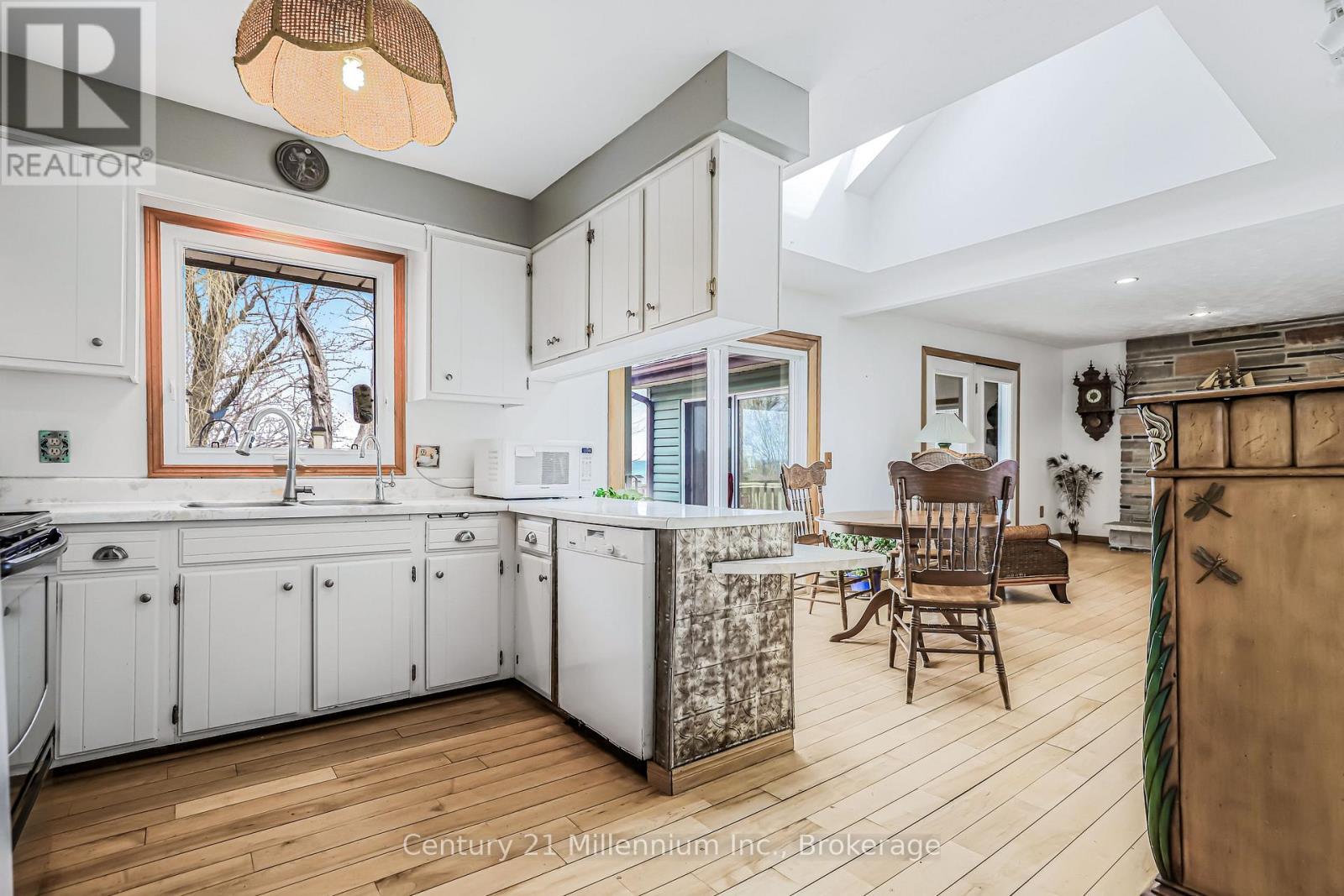 790 Lake Range Drive, Huron-Kinloss, ON - Indoor Photo Showing Kitchen