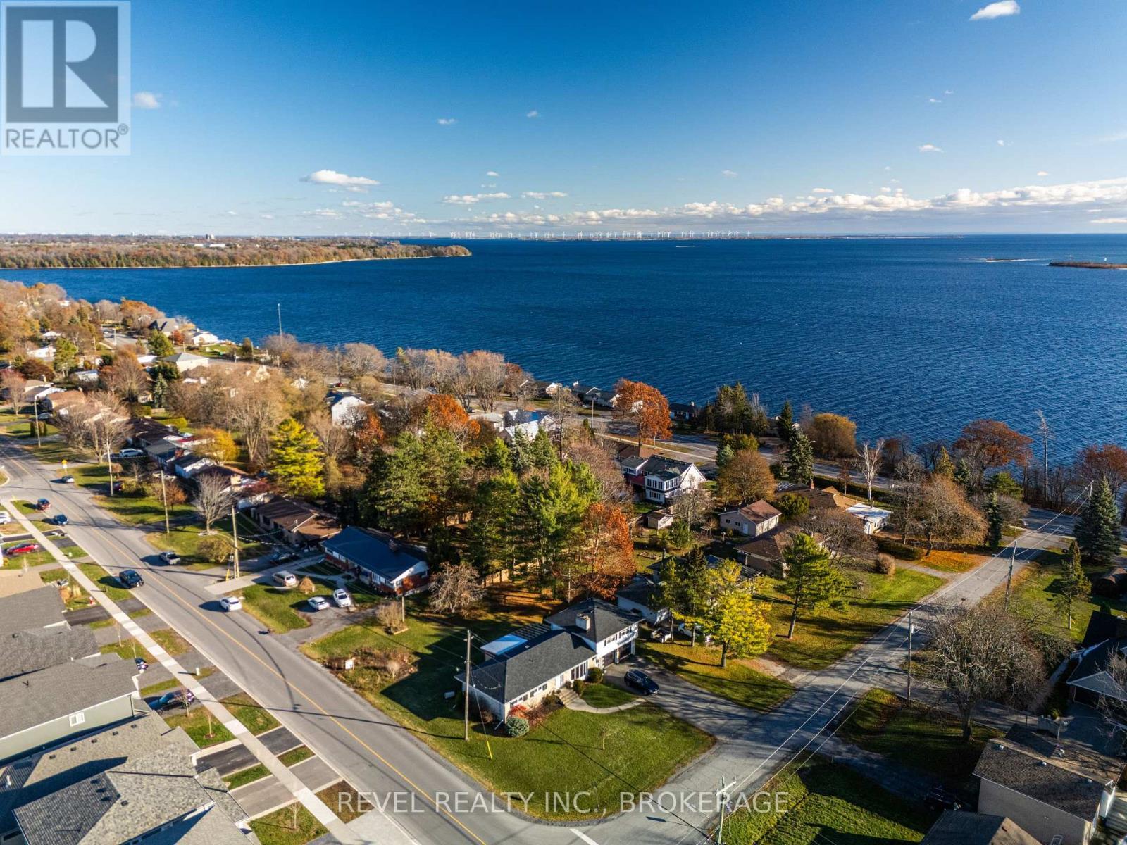 00 Manitou Crescent, Loyalist (Amherstview), ON