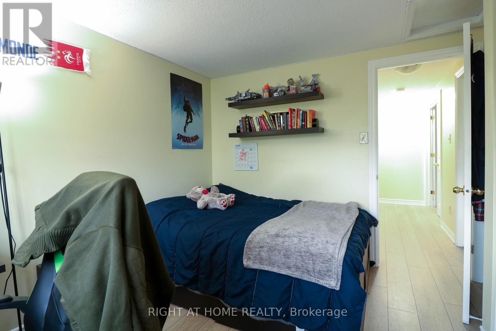 50 Fireside Crescent, Ottawa, ON - Indoor Photo Showing Bedroom