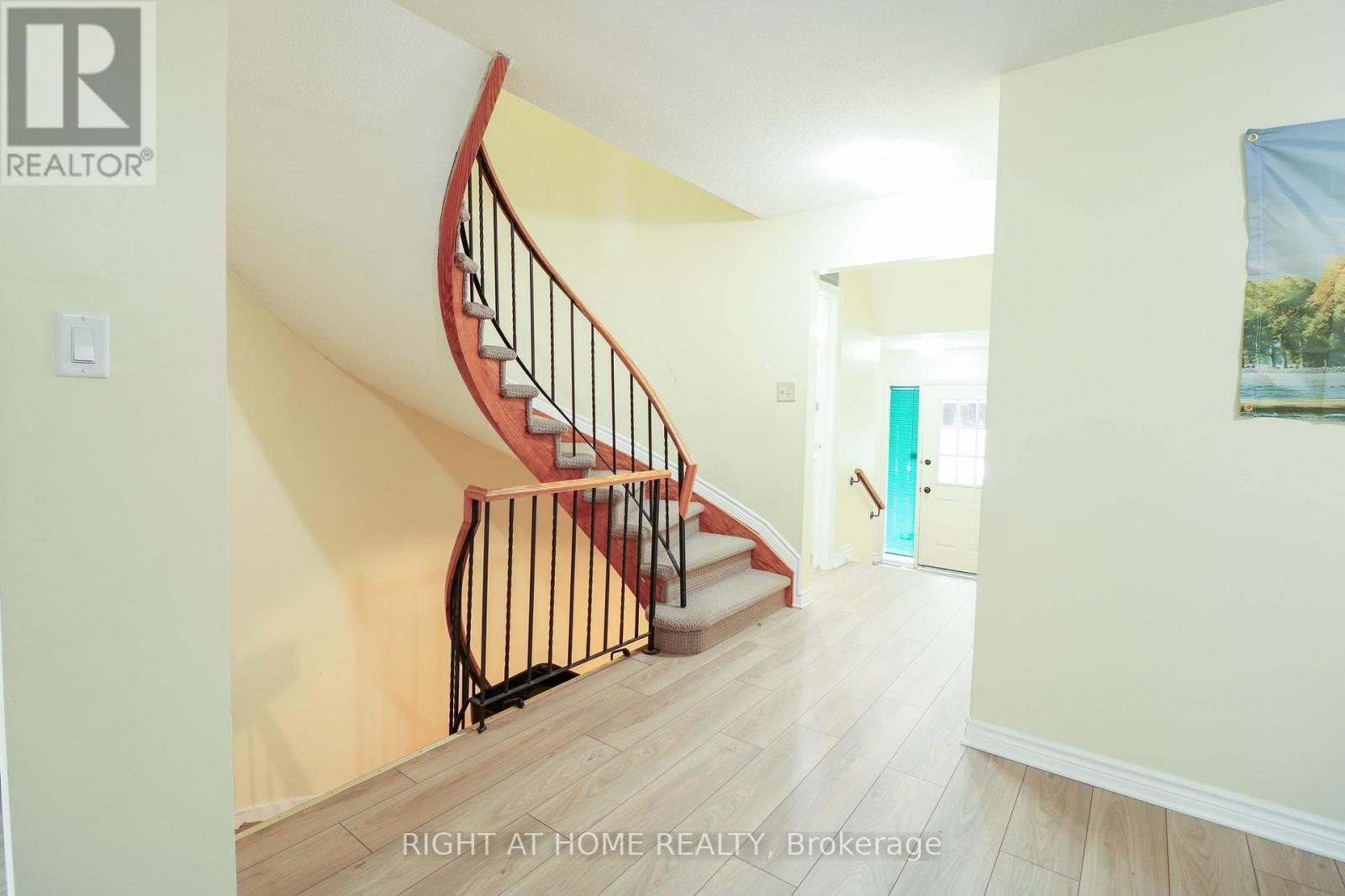 50 Fireside Crescent, Ottawa, ON - Indoor Photo Showing Other Room