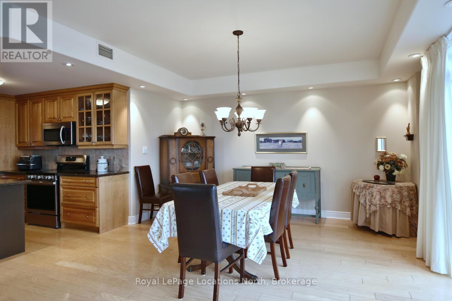 Ph 3 - 10 Bay Street E, Blue Mountains, ON - Indoor Photo Showing Dining Room