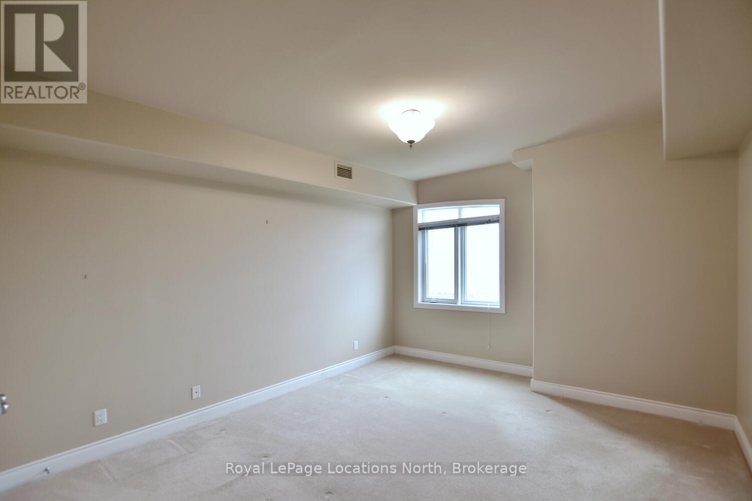 Ph 3 - 10 Bay Street E, Blue Mountains, ON - Indoor Photo Showing Other Room