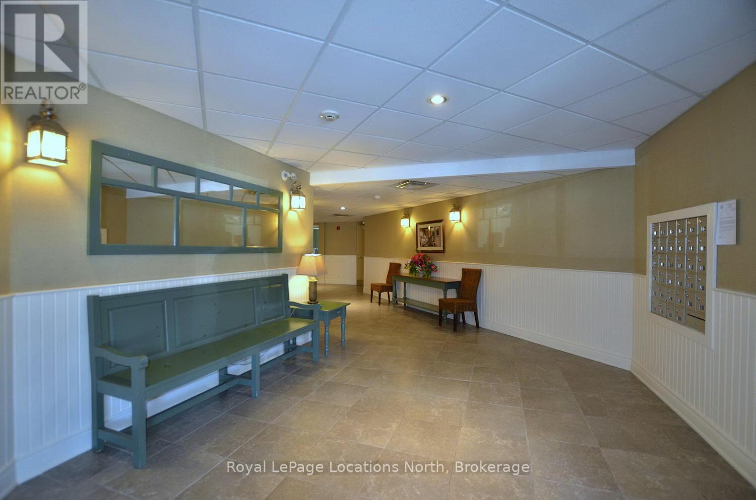 Ph 3 - 10 Bay Street E, Blue Mountains, ON - Indoor Photo Showing Other Room