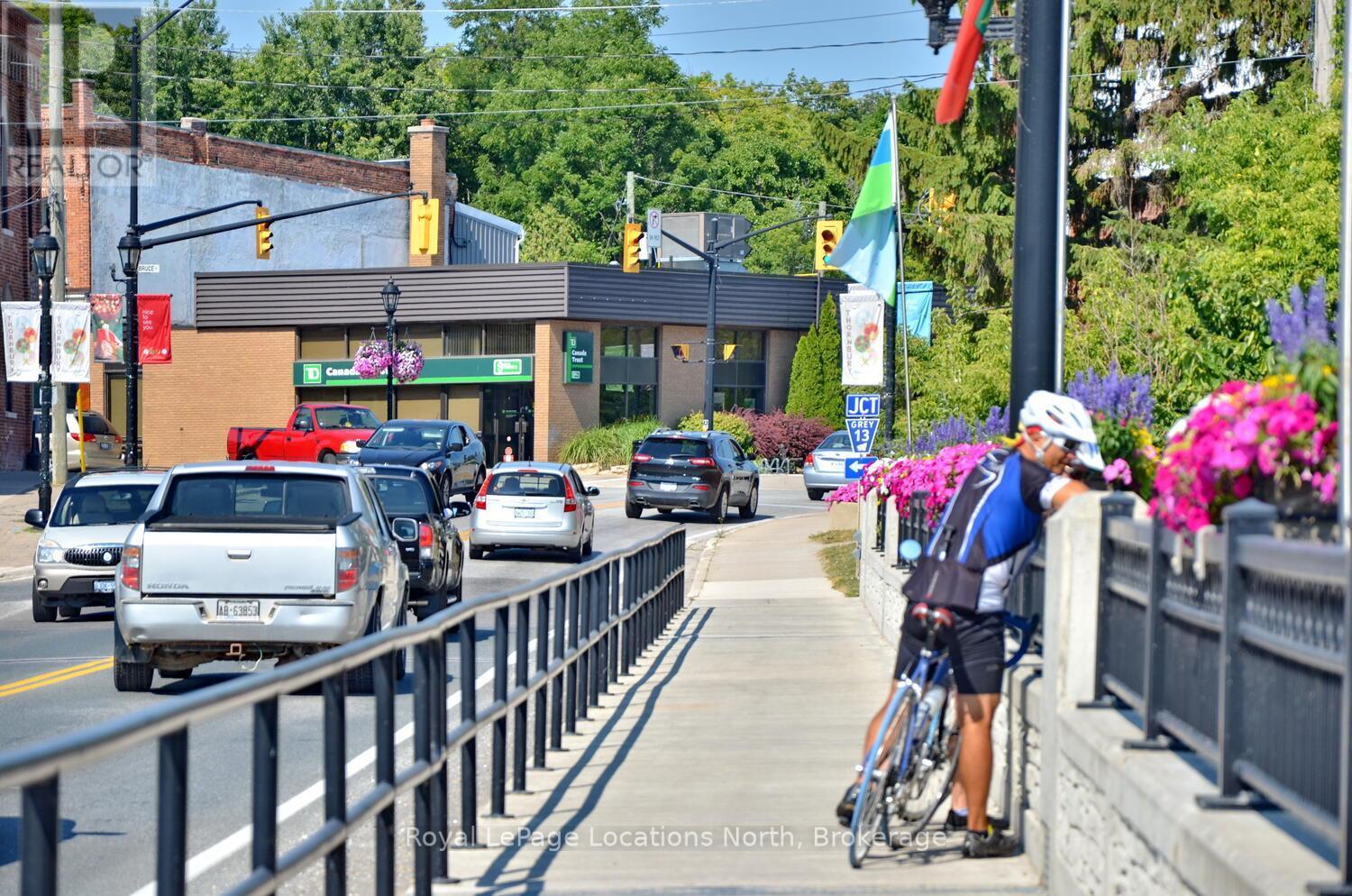 Ph 3 - 10 Bay Street E, Blue Mountains, ON - Outdoor