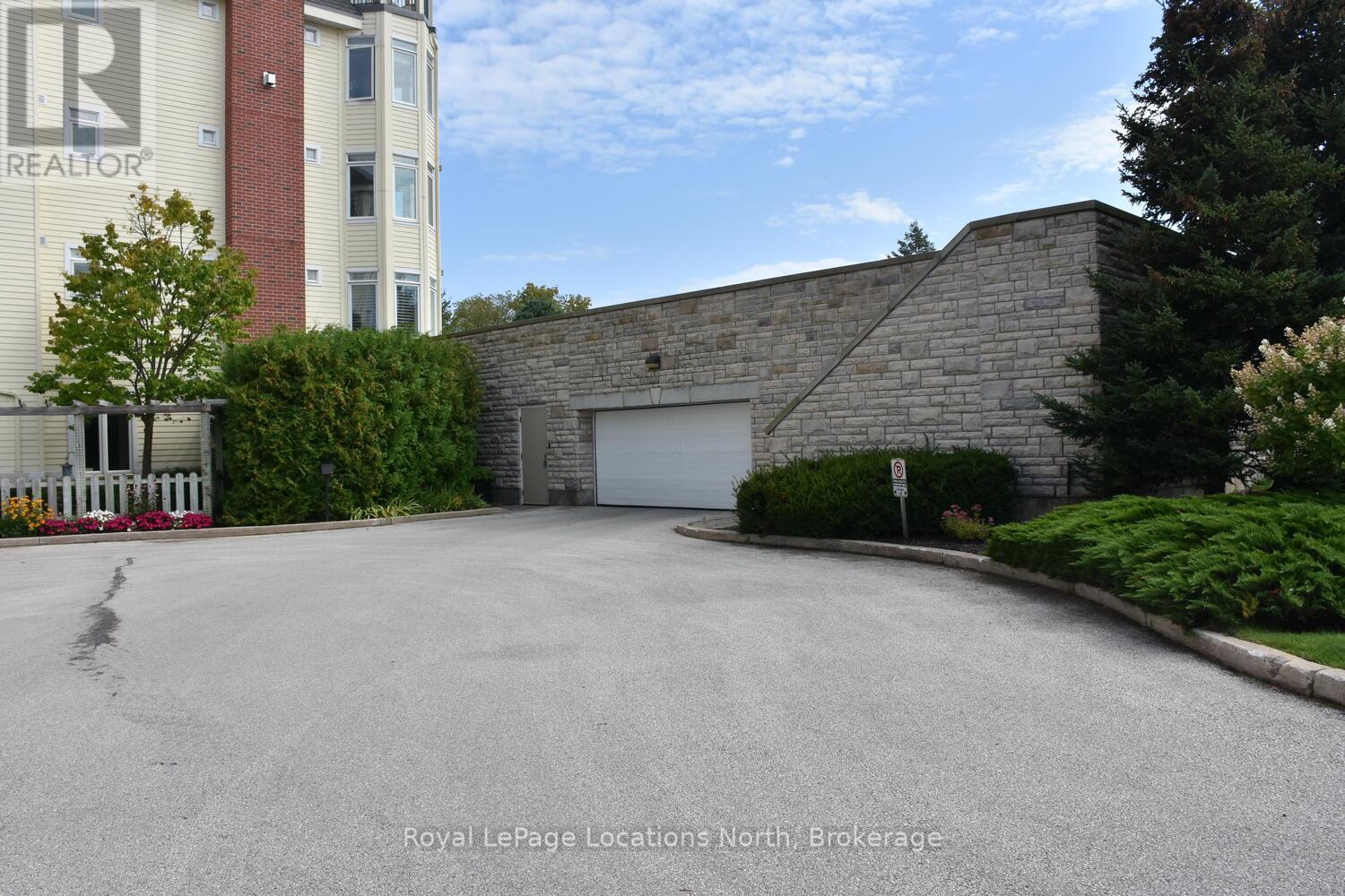 Ph 3 - 10 Bay Street E, Blue Mountains, ON - Outdoor