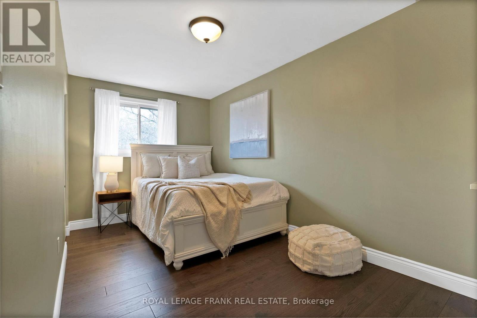 33 York Street, Georgina (Baldwin), ON - Indoor Photo Showing Bedroom