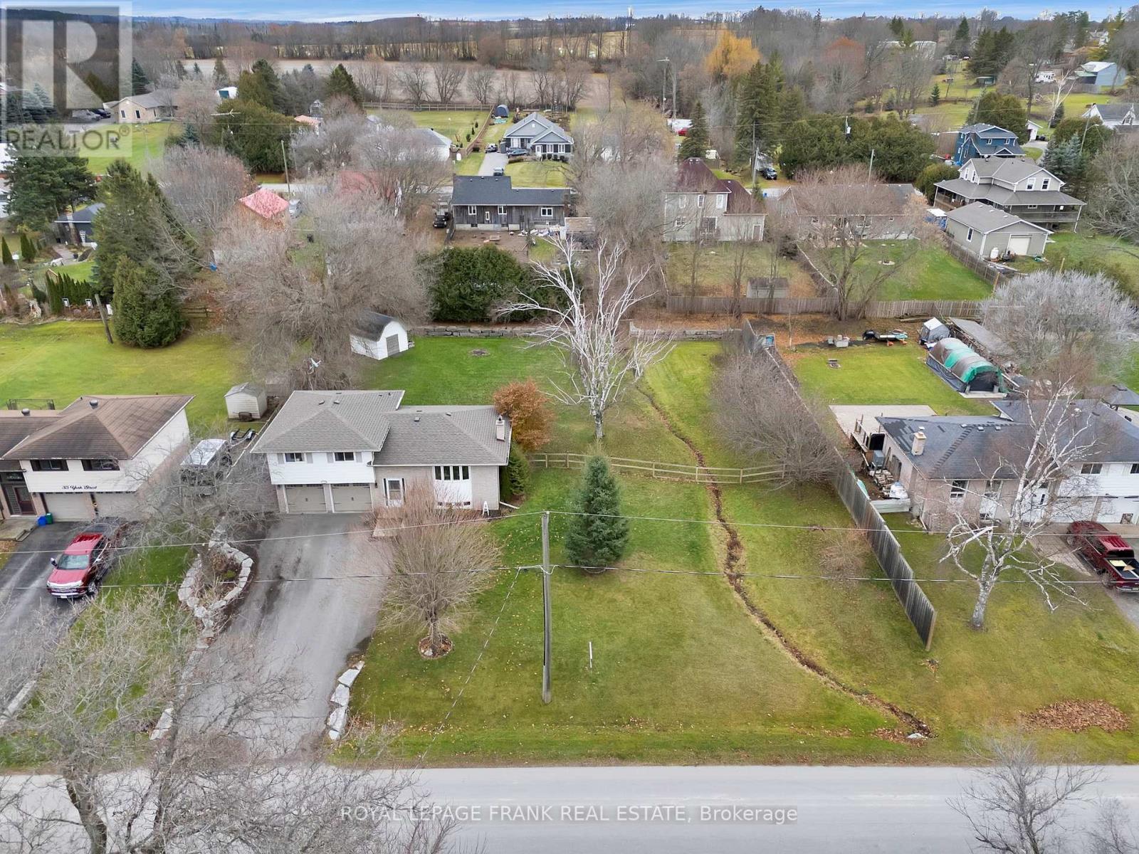 33 York Street, Georgina (Baldwin), ON - Outdoor With View