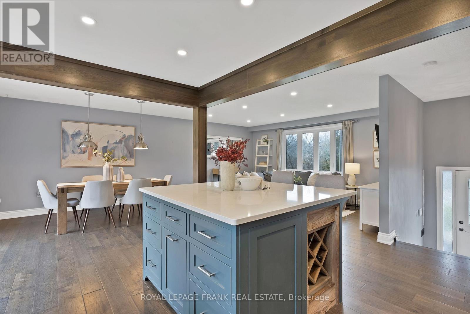 33 York Street, Georgina (Baldwin), ON - Indoor