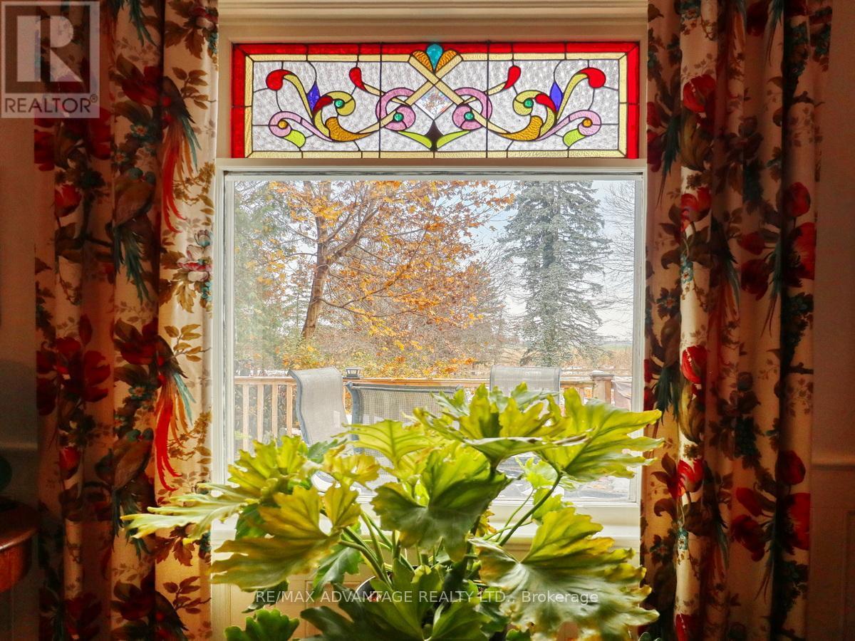 9907 Littlewood Drive, Middlesex Centre, ON