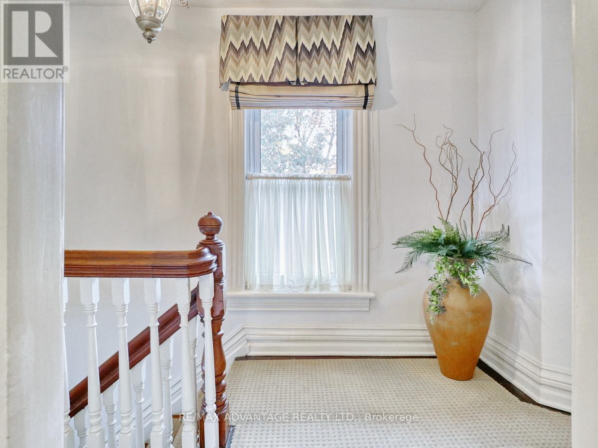 9907 Littlewood Drive, Middlesex Centre, ON