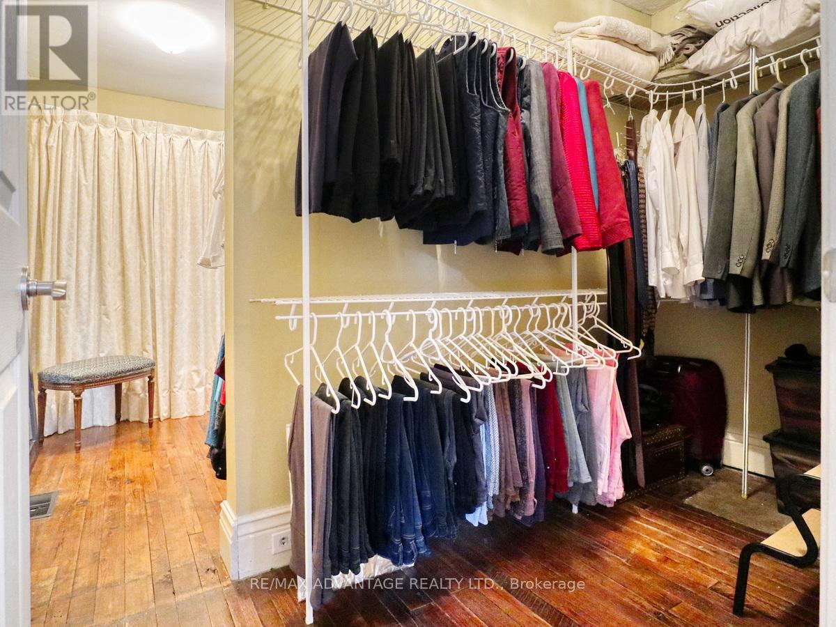 9907 Littlewood Drive, Middlesex Centre, ON