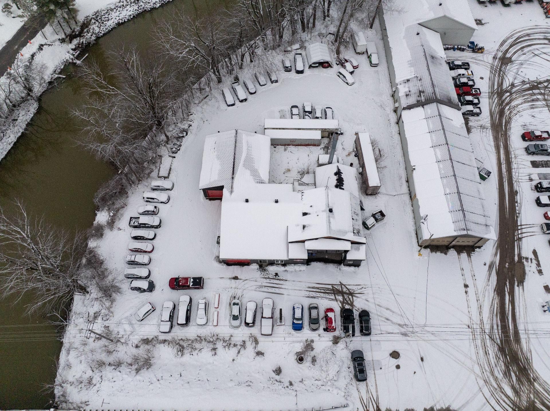 Photo aérienne - 11 Rue Notre-Dame, Berthierville, QC - Outdoor With View