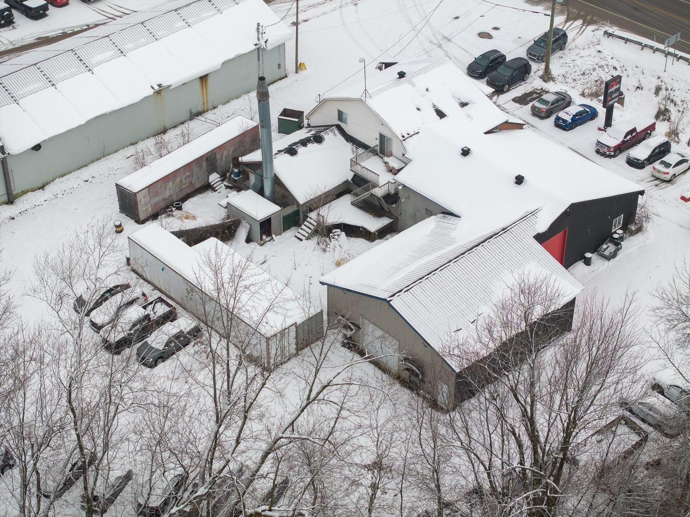 Photo aérienne - 11 Rue Notre-Dame, Berthierville, QC - Outdoor